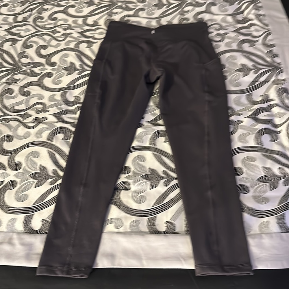 Women’s petite small workout leggings - Picture 2 of 2